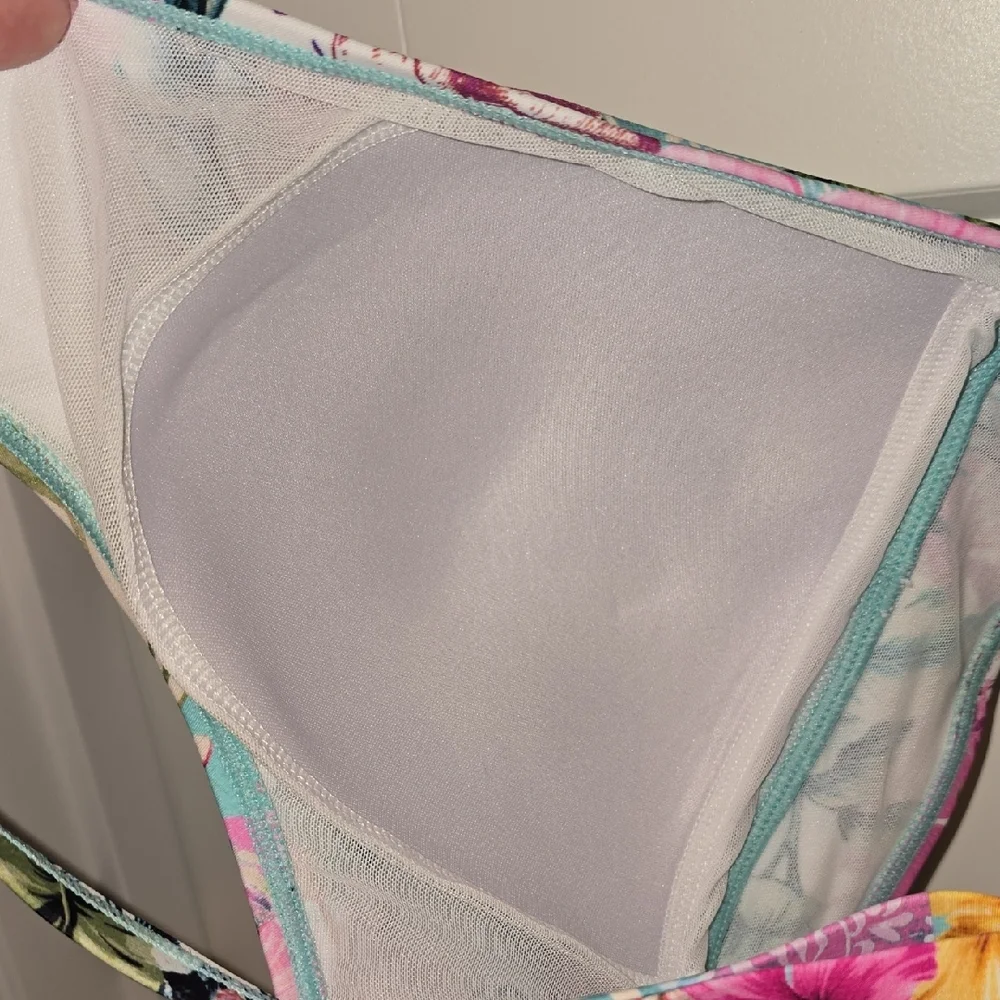 Torrid Floral V-Neck Bikini Set - Picture 4 of 12